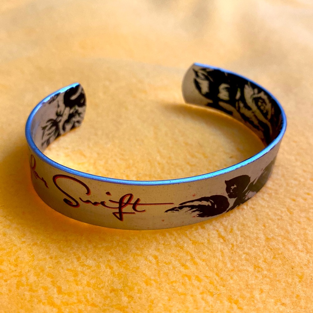 Taylor Swift Medal Bracelet